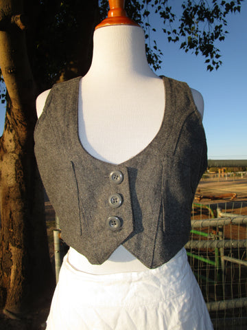 2000s Grey Wool Cropped Vest