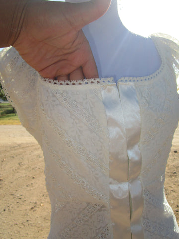 90s ‘Charlotte Russe’ Ivory Lace Babydoll Top